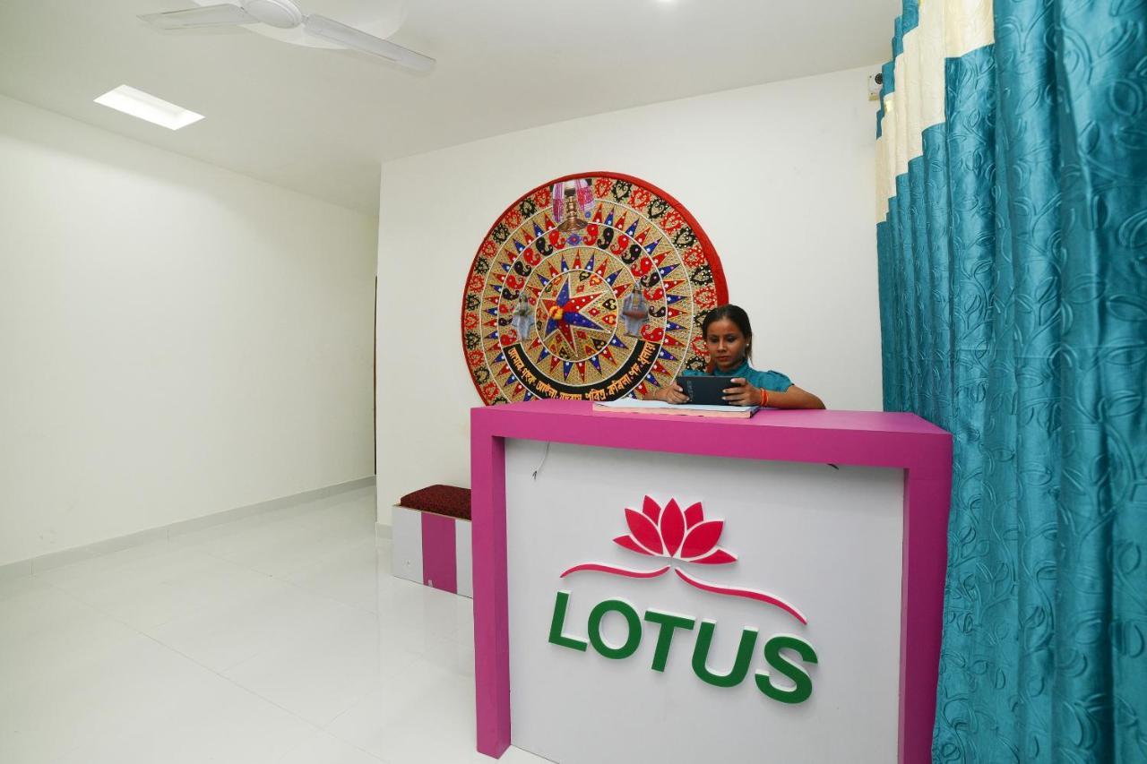 Oyo 40893 ホテル ロータス グワーハーティー エクステリア 写真